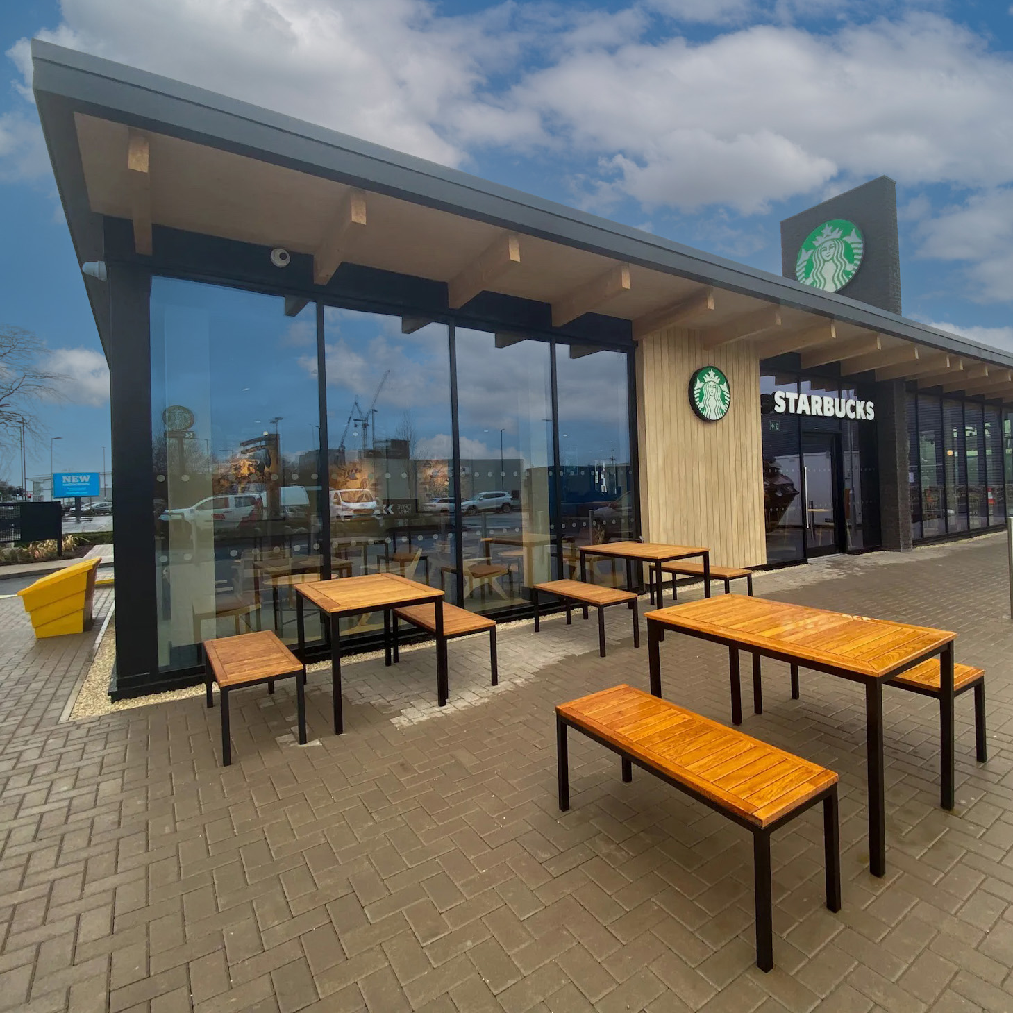 Property Consultancy Celebrates West Bridgford/Wilford Lane Retail Park Opening